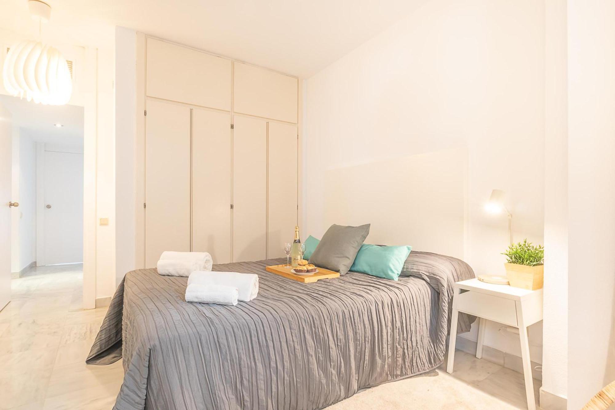 House Apartment *